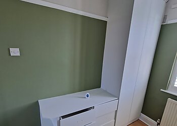 50 Shades Painting & Decor