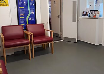 543 Dental & Implant Centre