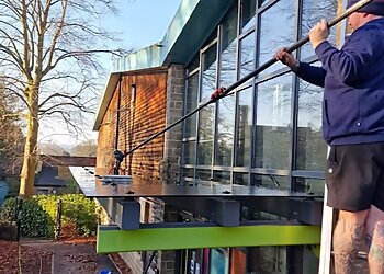 AE window cleaning
