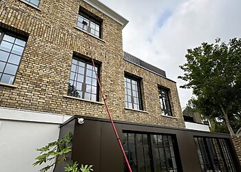 ALEX & CHRIS Window Cleaning