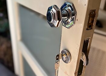 AP Higgs Locksmiths