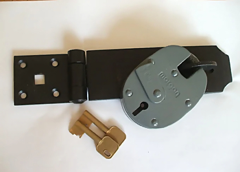 About-Turn Locks