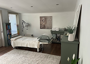 Acupuncture & Natural Health