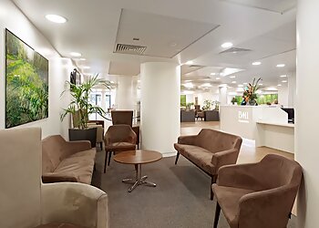 Aftab Siddiqui, MBBS (HONS), MRCS ED, M.CH, FRCS (PLASTIC SURGERY) - BMI THE ALEXANDRA HOSPITAL