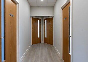 Ahid Abood, BA, MB BS, FRCS (Plast) - THE DAY CLINIC