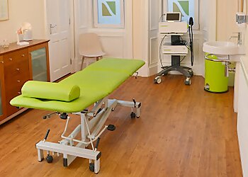 Alex Hawley, M.Ost - CRAM OSTEOPATHS MUIRHEAD