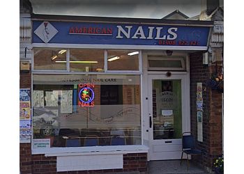 American Nails by Lee