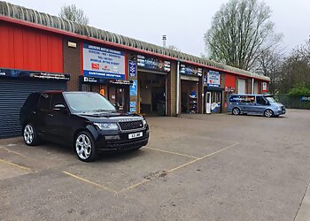 East Riding car garages Andrews Motor Engineers image 1