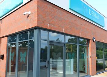 Andy Pay, MBBS, FRCS - DERMA READING