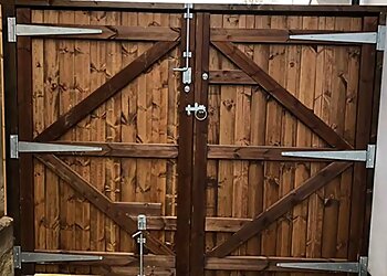 Andy Thorne Fencing and Landscaping Ltd