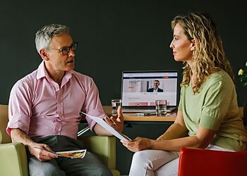 Anthony MacQuillan, MBBS, MD, FRCS(Plast)