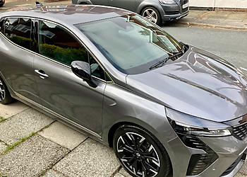 Arnold Clark Wirral Renault