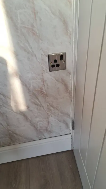 images/AsquithElectrical-Swansea-UK-review-5