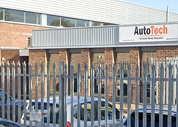 Slough car body shops Autotech Slough Ltd.  image 1