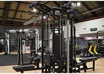 BH Live Active, Pyramids