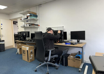 Maidstone computer repair BL IT Solutions Ltd image 1