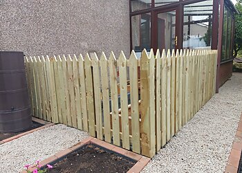 Dundee fencing contractors Balkello Services image 1