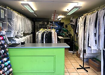 Barries Dry Cleaning