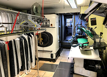 Barries Dry Cleaning