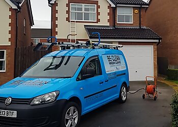 Barnsley window cleaners Be-Clean window cleaning image 1