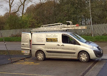 Rochdale gutter cleaners Bee Clean Ltd. image 1