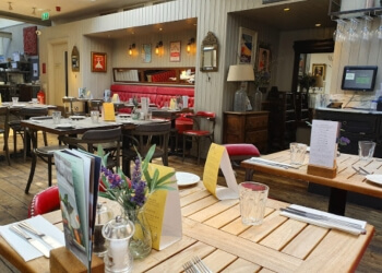 3 Best French Restaurants in Bath, UK - Expert Recommendations