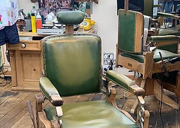 Boys2Men The Barbers