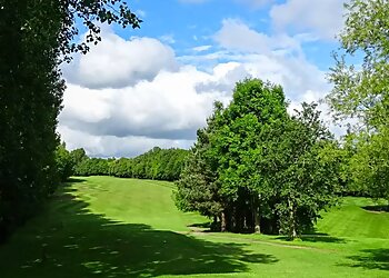 3 Best Golf Courses in Huddersfield, UK - ThreeBestRated