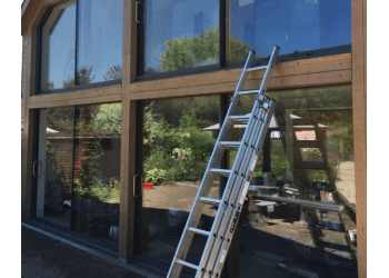 3 Best Window Cleaners in Newbury, UK - Expert Recommendations