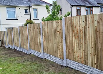CH Fencing & Landscaping
