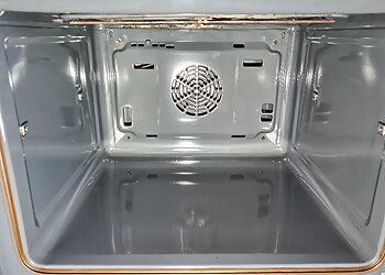 Southend On Sea oven cleaners CL Domestic Cleaning  image 1