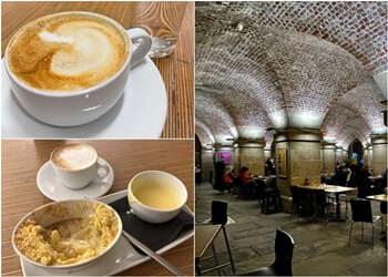 Café in the Crypt