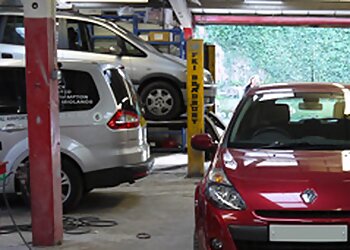 Central Park body shop