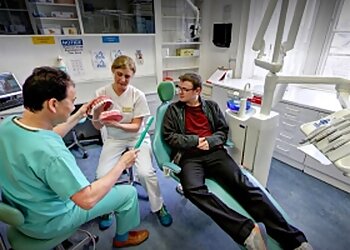 Chong Kwan Dental Care