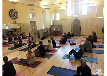 3 Best Yoga Classes in Colchester, UK - Expert Recommendations