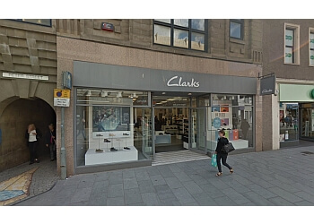 clarks shoe shop dundee