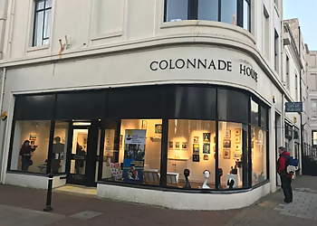 Colonnade House 