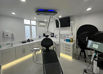 Combe Road Dental