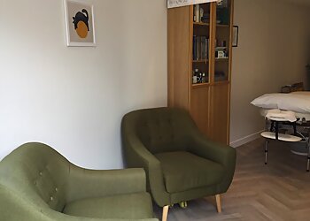 Corinium Acupuncture