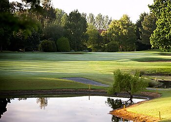 East Riding golf courses Cottingham Parks Golf & Leisure Club  image 1