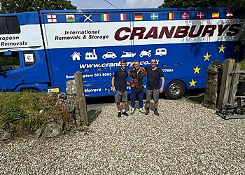 Winchester removal companies Cranbury Removals  image 1