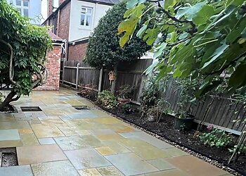 Cutting Hedge Landscapes