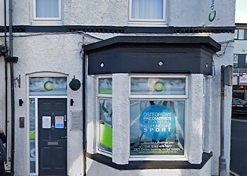 Cyril Irvine BSc (Hons) Ost. Med - CHEADLE OSTEOPATHY