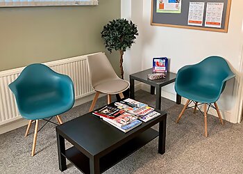 Cyril Irvine BSc (Hons) Ost. Med - CHEADLE OSTEOPATHY