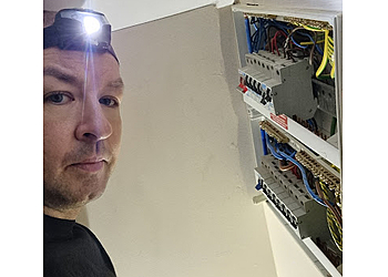 DH Electrical Services