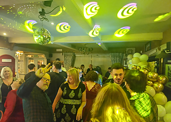 DJ JB Mobile Disco  DJ JB Mobile Disco