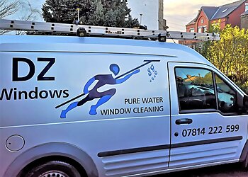 Tameside window cleaners DZ Windows image 1