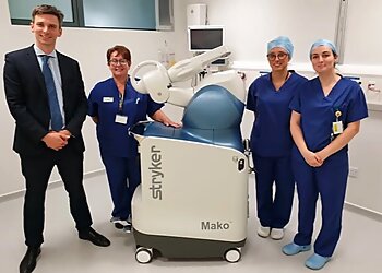 Damian Clark, MBBS, FCNS, FRCS, FEBOT, MSc - NUFFIELD HEALTH HOSPITAL