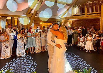 Dancefloor DJs & Events