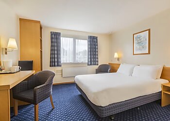 Days Inn by Wyndham Magor